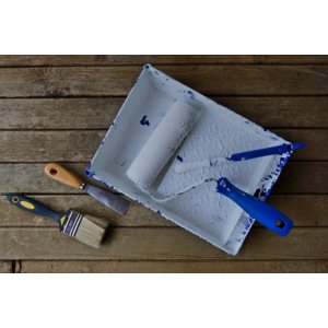 Wałek do malowania - trik na czysty wałek