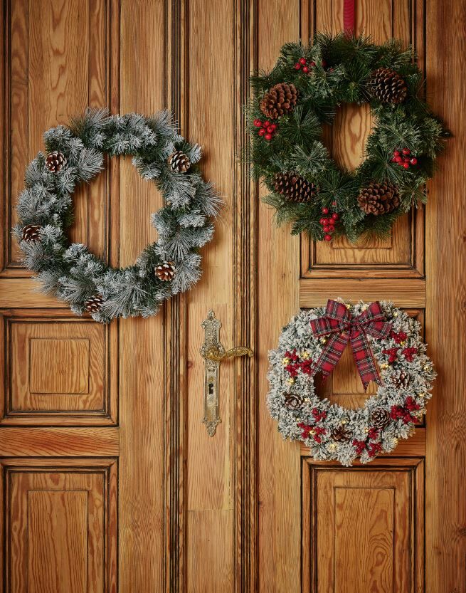wianki świateczne na drzwi