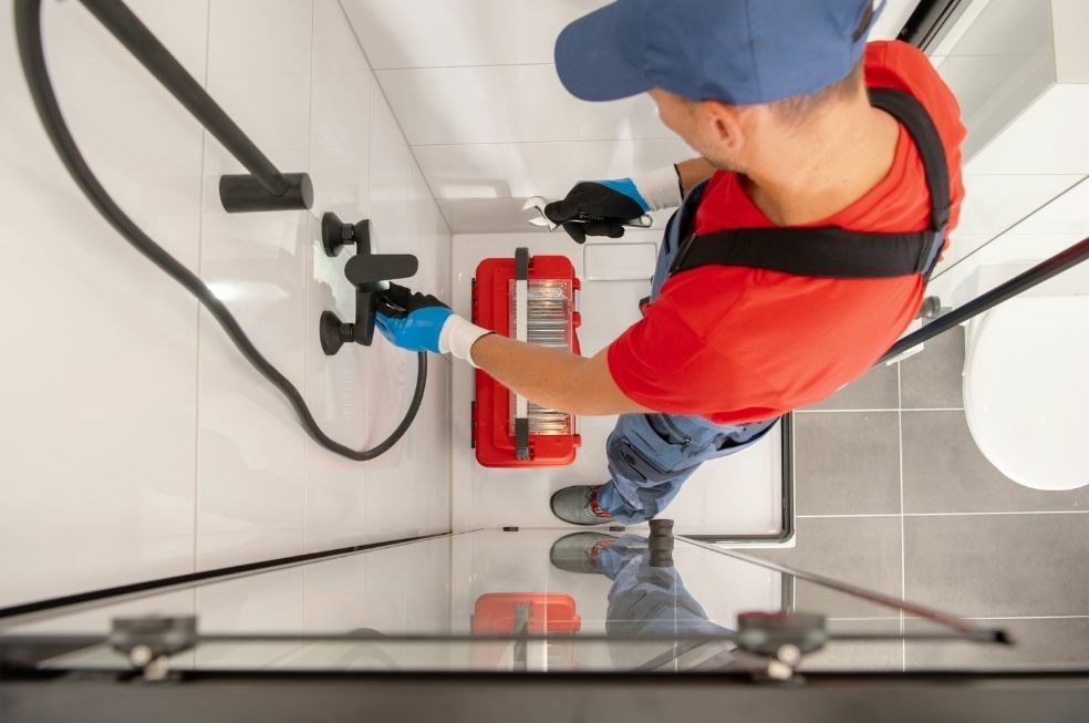 Montaż kabiny prysznicowej krok po kroku