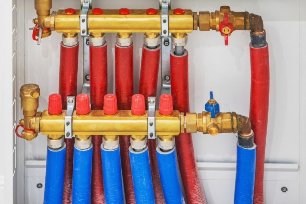 Odpowietrzanie podłogówki rozdzielaczem