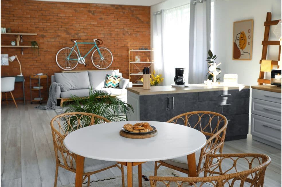 przyjemna kawalerka z eko wykończeniem