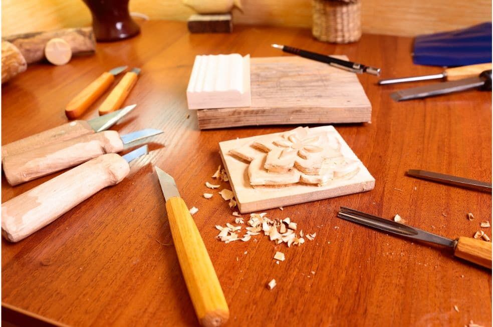 noże do rzeźbienia w drewnie