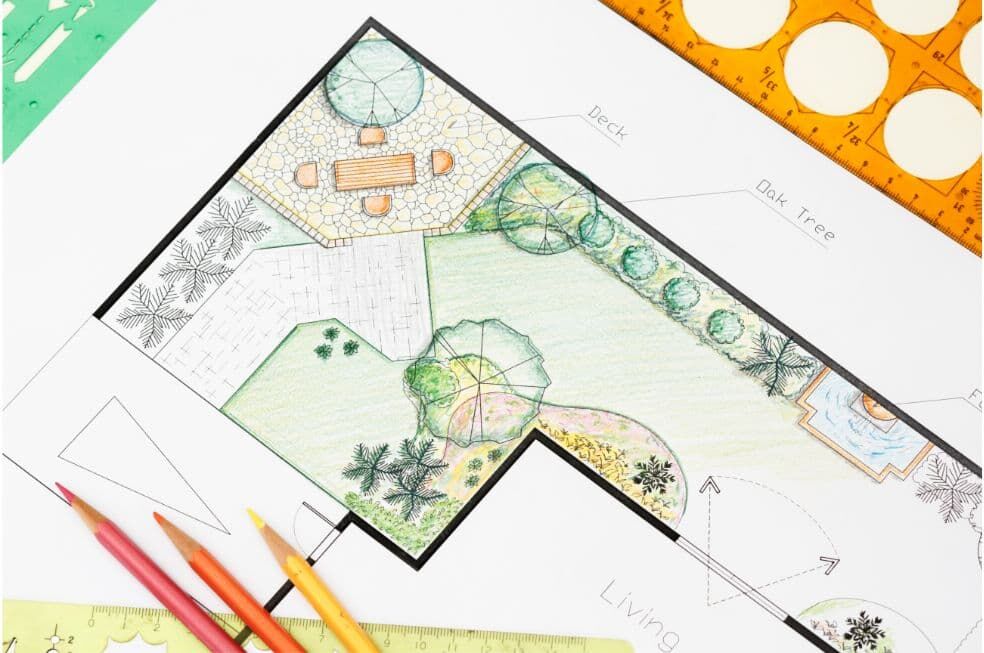 naszkicowany projekt ogrodu na papierze