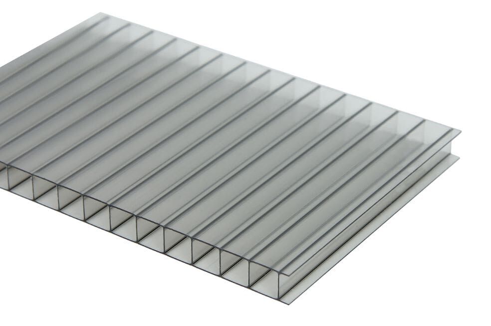 kawałek poliwęglanu komorowego